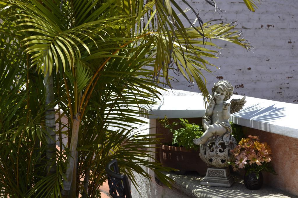 D'Leyenda Hotel Antigua Zewnętrze zdjęcie
