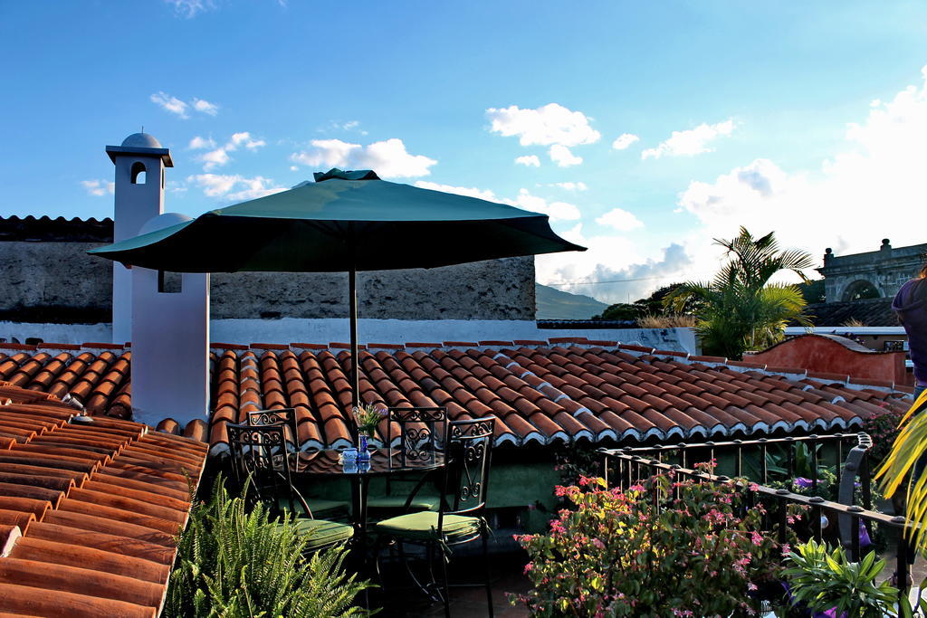 D'Leyenda Hotel Antigua Zewnętrze zdjęcie