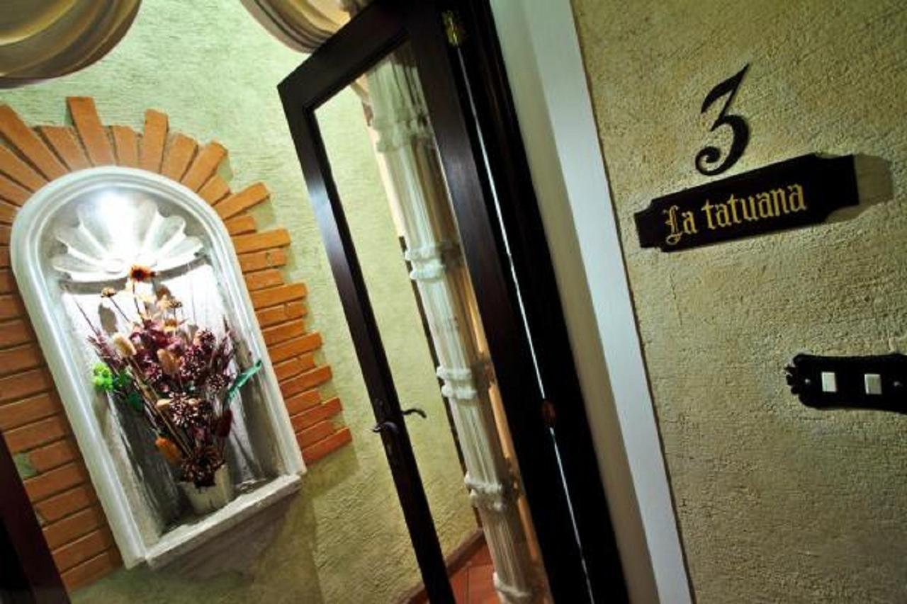 D'Leyenda Hotel Antigua Zewnętrze zdjęcie