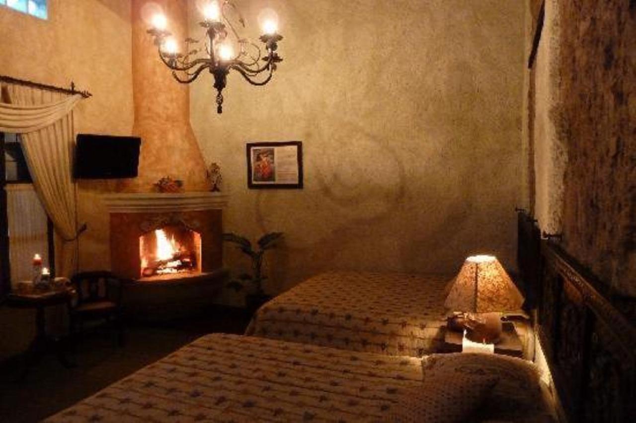 D'Leyenda Hotel Antigua Zewnętrze zdjęcie
